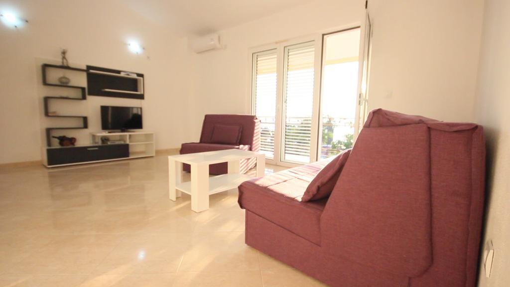 Apartments Percobic Sutomore Rum bild