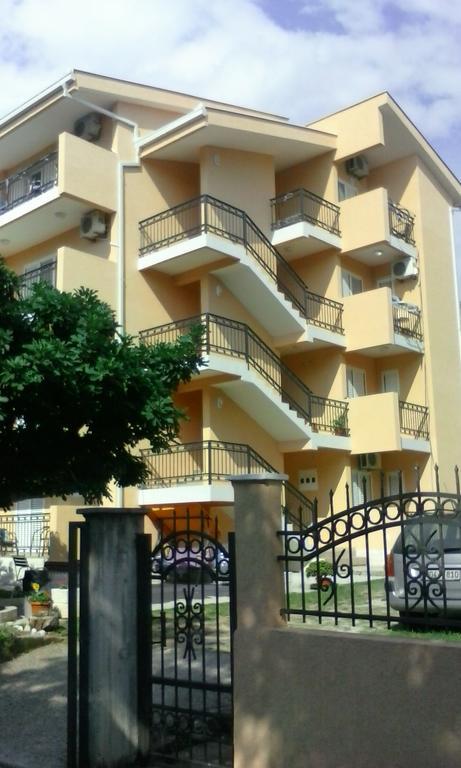 Apartments Percobic Sutomore Rum bild